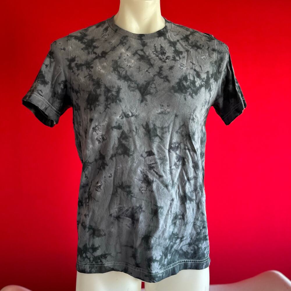Unisex Crew Neck T-Shirt Mens Size Medium Cotton Handmade Tie Dye Brand New